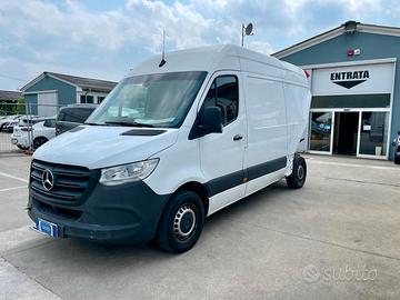 Mercedes sprinter 311 *incidentato va in moto