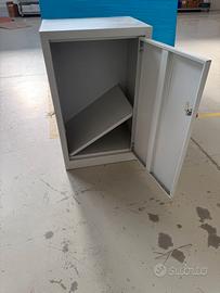 armadietto 50 x 40 h 80 metallo con chiave