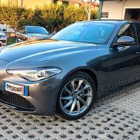 Alfa Romeo Giulia 2.2 Turbodiesel 160 CV AT8 Super