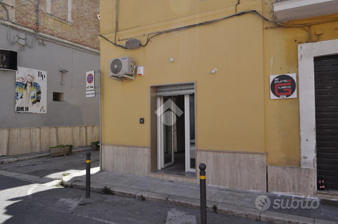 NEGOZIO A FOGGIA - Vista 2