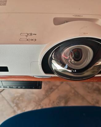 Proiettore NEC NP M260XS