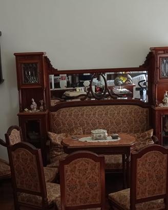 Salotto fine 800 tavolino sedie credenza divano