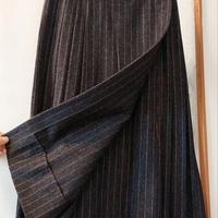 gonna a pieghe con apertura a portafoglio