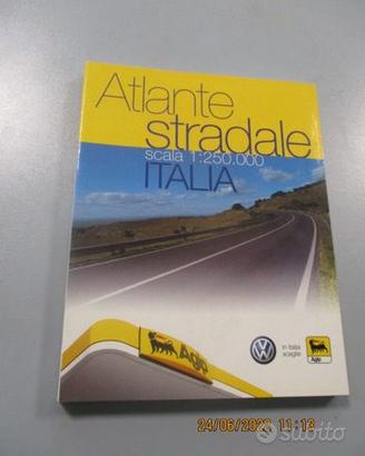 Atlanti e carte stradali vintage