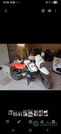 BMW 1100 UNIT GARAGE