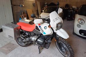 BMW 1100 UNIT GARAGE