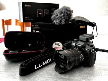 LUMIX GH5 + Leica 12-60mm