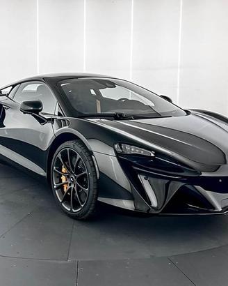 McLaren Artura Coupé MY26 -McLaren Milano