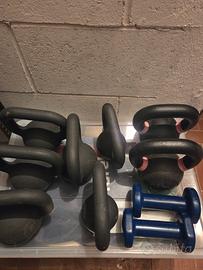 manubri e kettlebell 