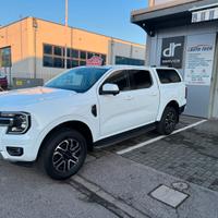 vettura impeccabile garanzia fino 2030