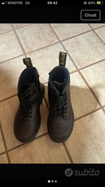 Dr. Martens bimba