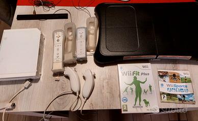 Nintendo Wii con giochi e Balance Board