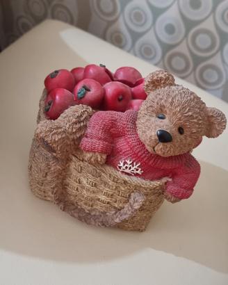 🧸 Orsacchiotto in ceramica con cesto di mele