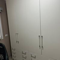 Armadio , libreria, scrivania