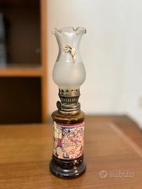 Lampada a olio decorativa vintage