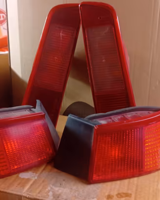 Set Fanali Posteriori Alfa Romeo 145 (4 pezzi) 