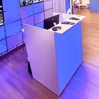 Mobile reception/accettazione/cassa con sgabello