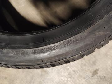 Bridgestone LM005 225/40 R18