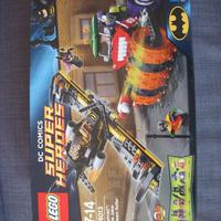 LEGO 76013   Batman: Il Rullo Compressore di Joker
