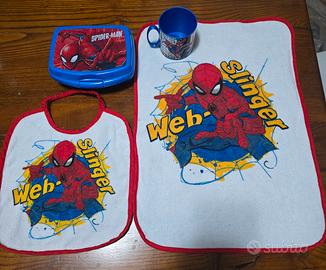 Bavaglino, tovagliolini, bicchiere, porta merenda 