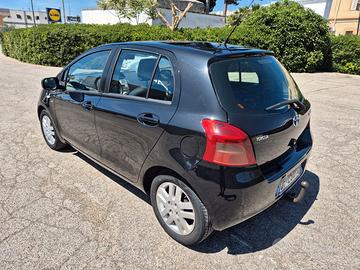 Toyota yaris 1400 D