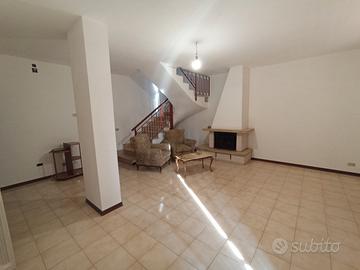 Appartamento piano primo e mansarda