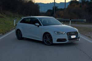 Audi S3 Sportback 2.0 TFSI quattro 300cv