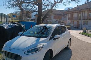 Ford Fiesta 1.5 tdci 85cv Titanium 5 porte