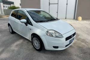 FIAT G.PUNTO 4 POSTI AUTOCARRO 12 MESI DI GARANZIA