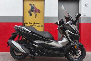 Honda Forza 350