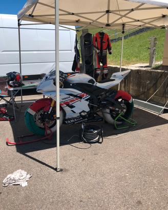 Yamaha r6