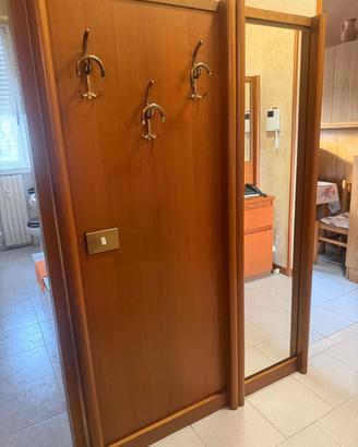 Arredamento per corridoio o ingresso