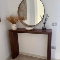 Consolle da ingresso in legno noce canaletto