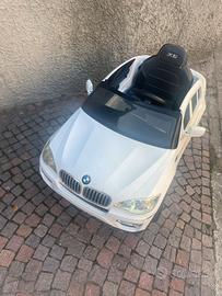 Macchina a batteria bmw x6