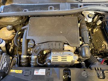 MOTORE PEUGEOT 2008 DEL 2024 CC 1200 BENZ HN05