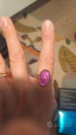 Anello oro rosa e pietra lillà