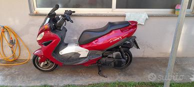 Malaguti Madison 125 Da ripristinare o per ricambi