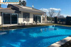 Mascali, lussuosa villa con piscina (CT)