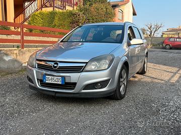 Opel astra 2008