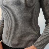 Maglia grigia a coste