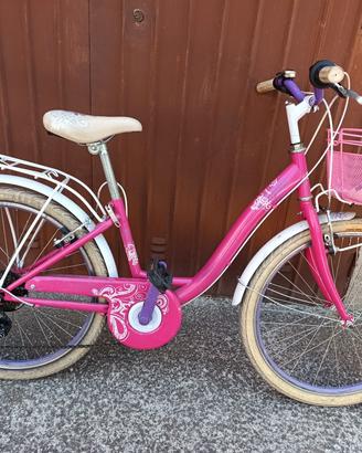 Bicicletta da bambina accessoriata .di qualità!