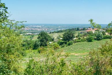 CASA INDIPENDENTE A CASALE MONFERRATO