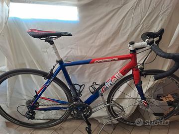 CINELLI Experience con Campagnolo e Fulcrum