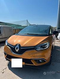 Renault Scenic Scénic 1.4 dCi 8V 110 CV Energy Bos
