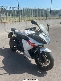 Yamaha XJ6 Diversion