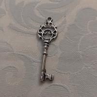 ciondolo chiave argento 800