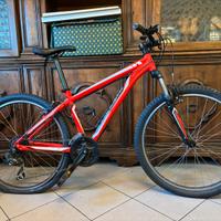 Bicicletta Specialized hardrock tg. S 26”