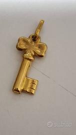 1 ciondolo in oro giallo 750 chiave delle felicità
