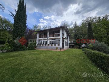 Casa Indipendente Arezzo [Rif. VL103VRG]