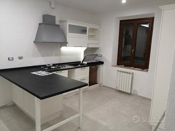 Appartamento via Dante, tavernelle